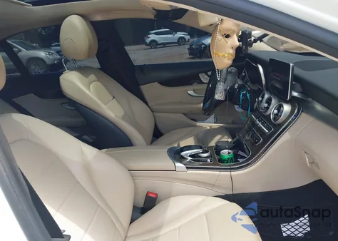 2015 Mercedes-Benz C 300 4Matic from USA, damaged, VIN 55SWF4KB3FU087660